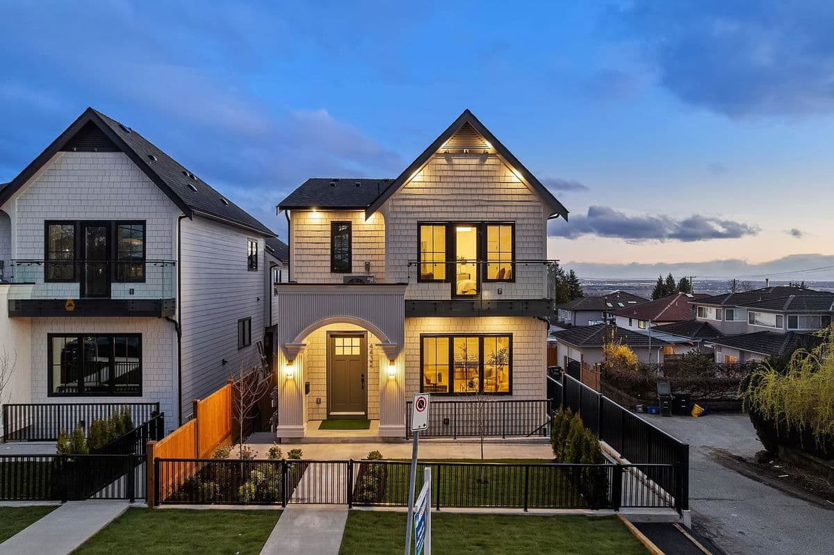 4432 Irmin St Fourplex